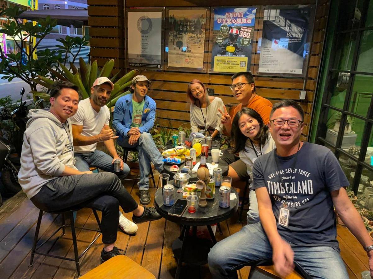 Travel Charger Hostel Hualien Buitenkant foto
