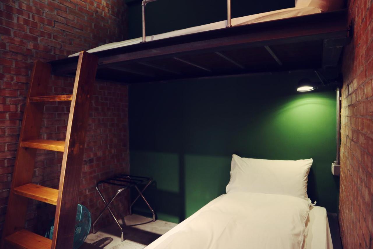 Travel Charger Hostel Hualien Buitenkant foto